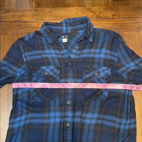 BDG long sleeve flannel - Picture 9 of 10
